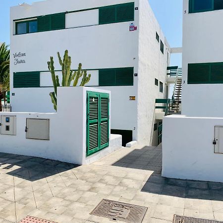 Marina Apartment Tías Екстериор снимка